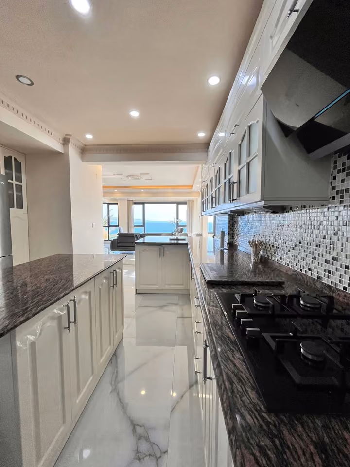 Fitted kitchen in the furnished seafront mansion in Buyukcekmece.