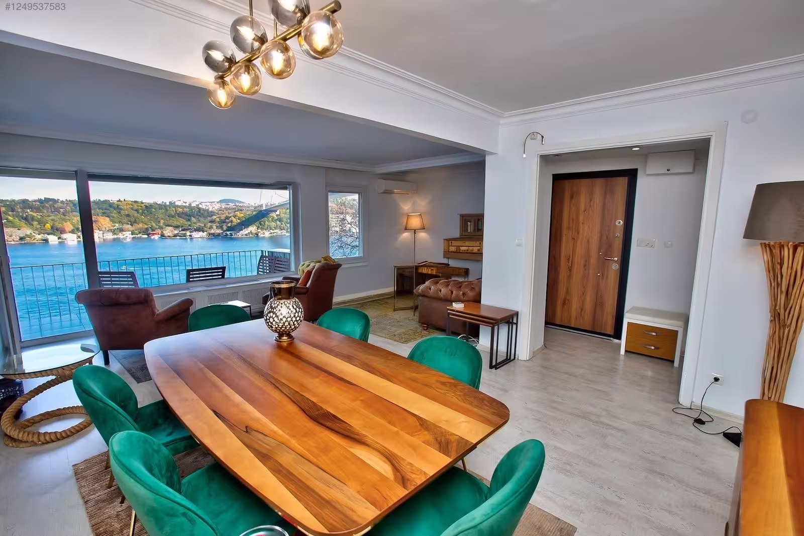 Bosphorus View Roadside Mansion Apartment with Dual Residence Opportunity in Rumeli Hisari Sarıyer