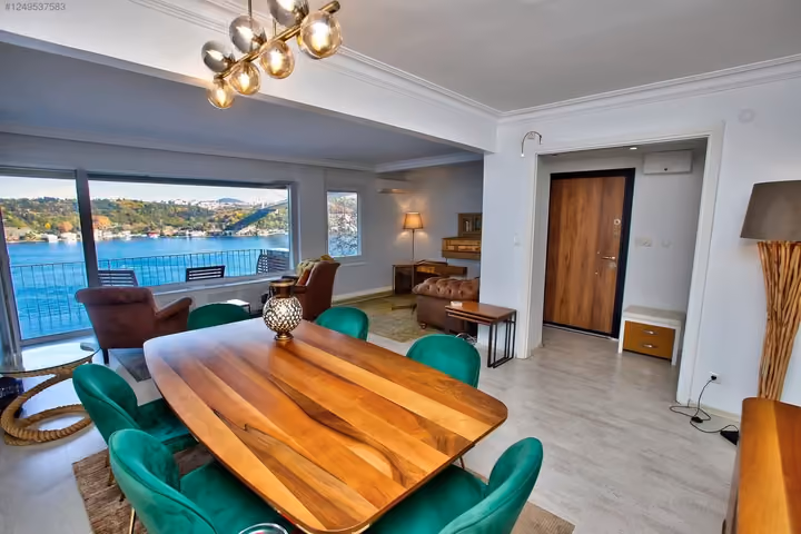 Bosphorus View Roadside Mansion Apartment with Dual Residence Opportunity in Rumeli Hisari Sarıyer - Image 3