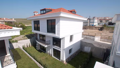 Asrın Konakları Marina - Main View
