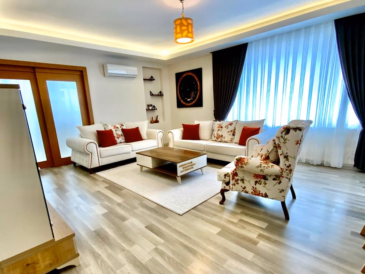 Altinkum furnished living room