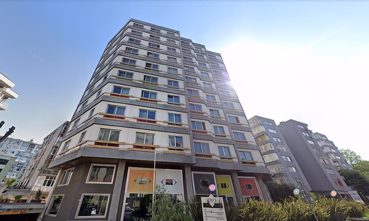 Leos Gayrettepe - Image 1