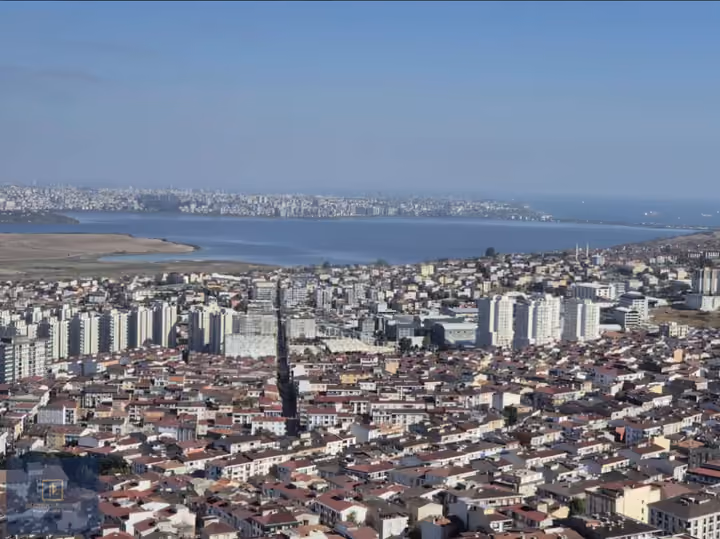 Affordable 2 Bedroom Apartment with American Kitchen in Esenyurt - Image 18