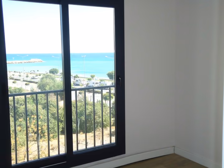 Erdemli bedroom coastal outlook