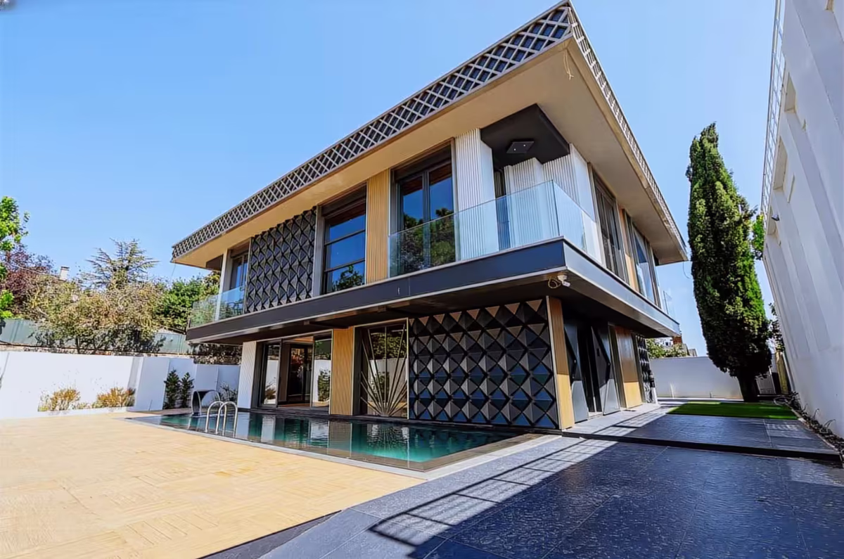 2. el Zehra - Image 1