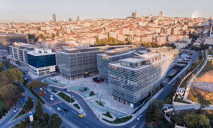 Modern Apartments with Prime Facilities and Offices in Kagithane, Istanbul - Image 3