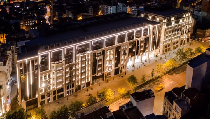 Modern Apartments and Offices Suitable for Investment in Taksim, Istanbul - Image 4