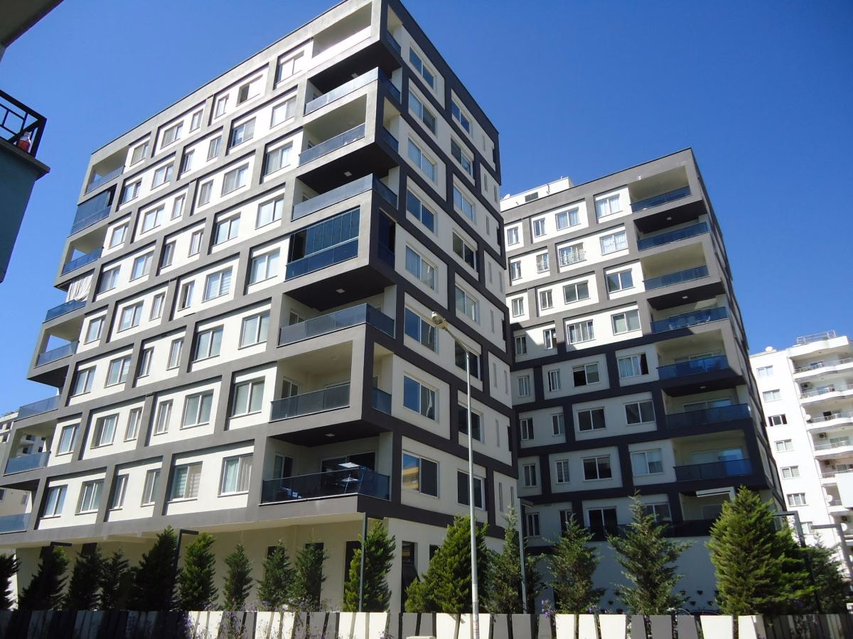 Erdemli eight story residential building