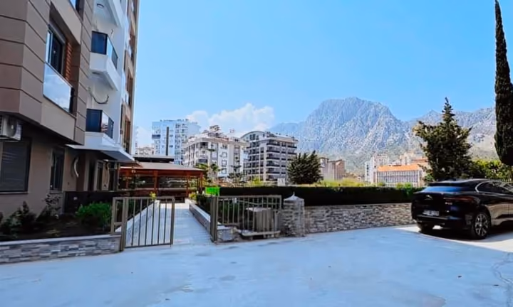 Modern Apartments Near the Beach in Antalya - Image 5