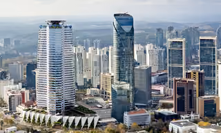 Luxurious Apartments Suitable for Investment in Maslak, Istanbul - Image 2