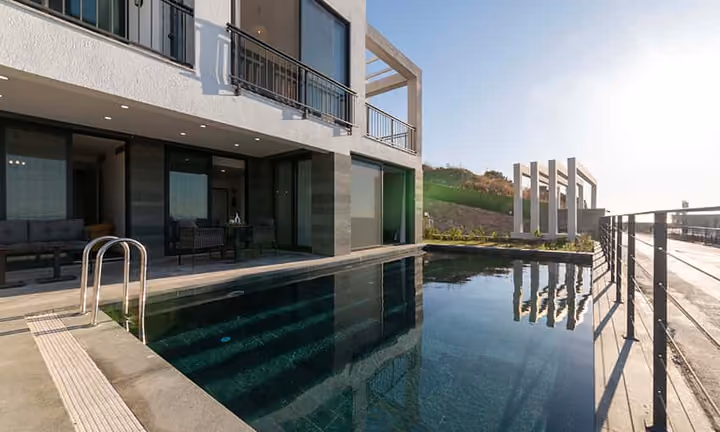 Sea View Villas With Spacious Green Gardens in Bodrum, Turkey - Image 4