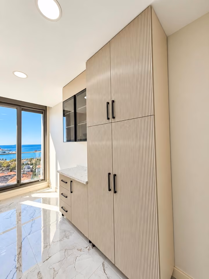Three-Bedroom Apartment with Full Sea Views in Kadikoy - Image 11