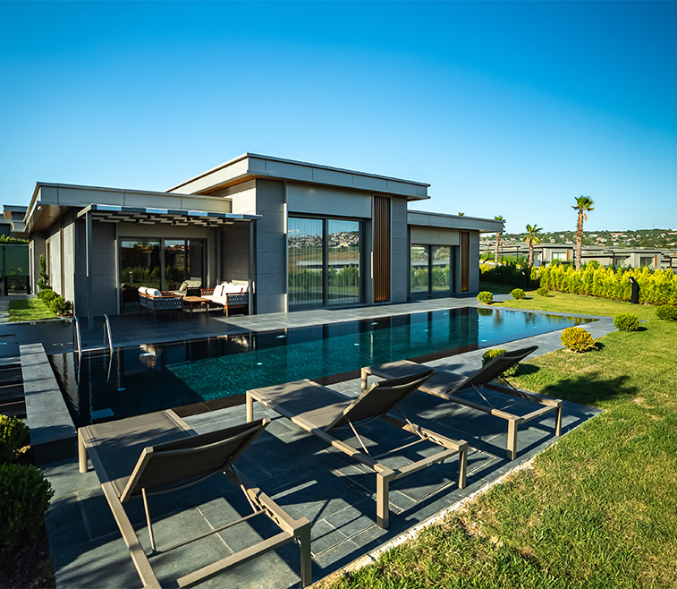 EXCLUSIVE LUXURY LIVING IN ISTANBUL – YOUR PRIVATE VILLA AWAITS