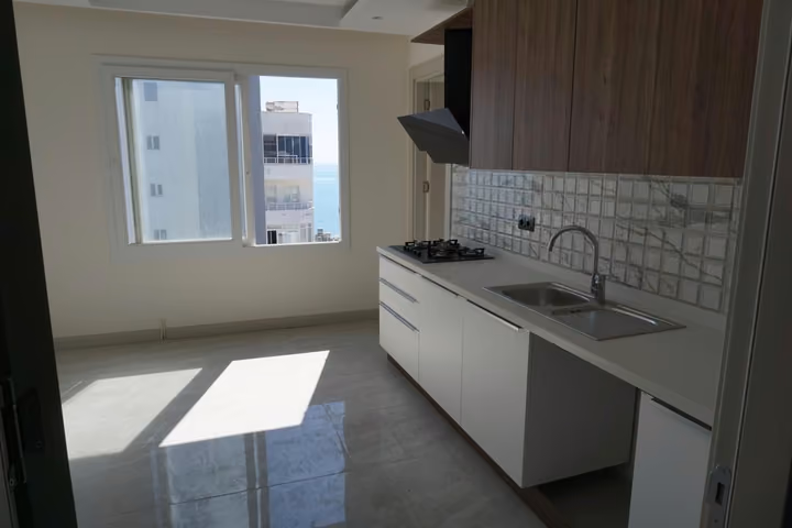 Erdemli separate kitchen daylight
