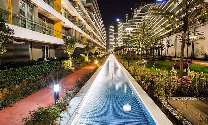 Modern Apartments for Investment in a Prime Location, Istanbul - Image 6
