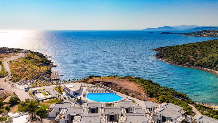 Меблированная вилла у моря с видом на Эгейское море и частным садом в Bodrum Adabuku - Изображение 1