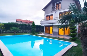 Modern Villa With Private Swimming Pool In Bursa