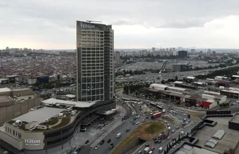 Торговый центр Стамбула High Residence Hilton Hotel Tower в Башакшехире, Стамбул