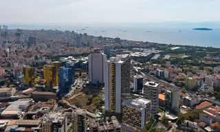 Investment Opportunity in the Wonderful Coast Side City With Sea View in Kartal, Istanbul - Image 4