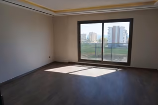 Erdemli spacious living room