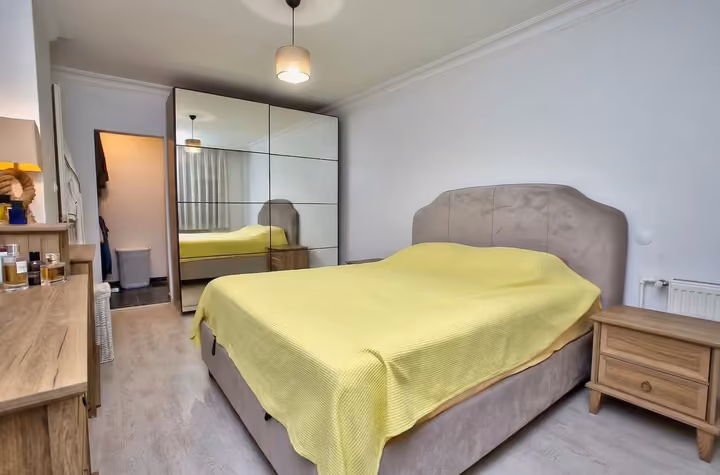 Bosphorus View Roadside Mansion Apartment with Dual Residence Opportunity in Rumeli Hisari Sarıyer - Image 6