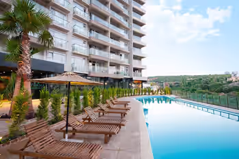 Элитные квартиры с живописным видом на море в Эрдемли, Мерсин