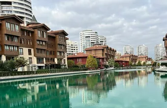 مجتمع آپارتمانی مسکونی با محیط خانوادگی در کوچوک چکمجه، استانبول