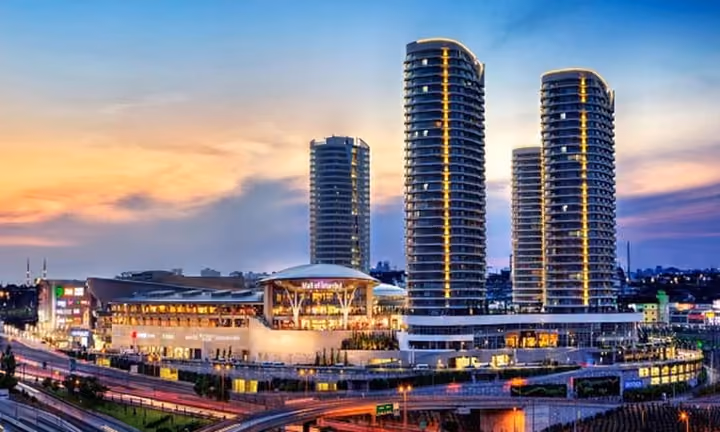 Mall of istanbul high residences in hilton hotel tower