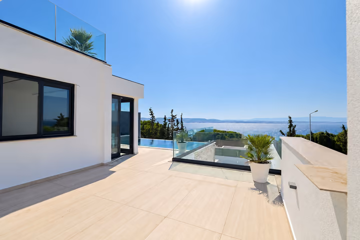 Terrace Pool Sea Panorama at the detached villa in Ardıç, Çeşme.