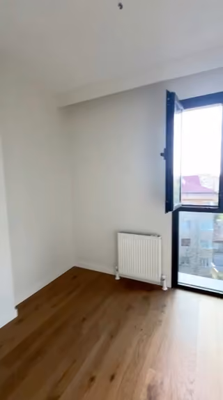 Two-Bedroom Apartment with Balcony in Etiler - Image 5
