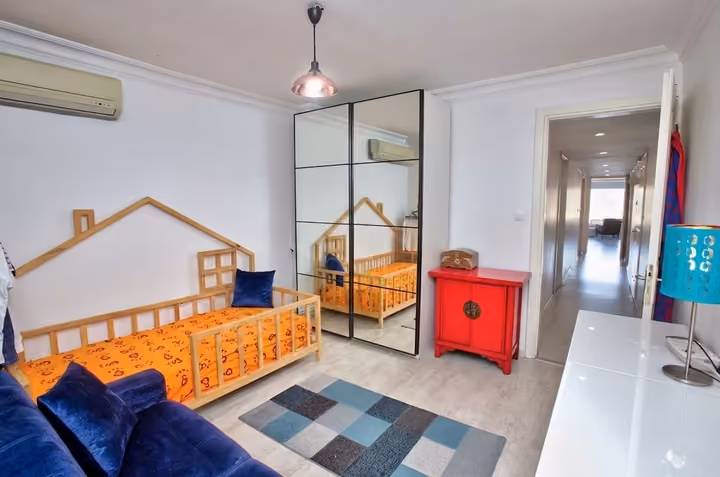 Bosphorus View Roadside Mansion Apartment with Dual Residence Opportunity in Rumeli Hisari Sarıyer - Image 17