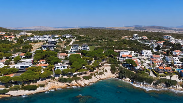 Aerial view of the residential coastline around Ardıç in Çeşme.