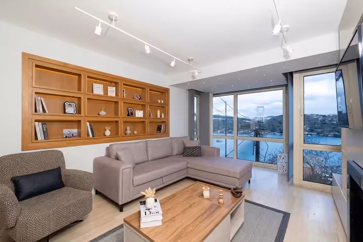 Bosphorus View Villa in Rumeli Hisari - Image 6