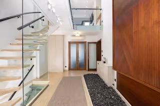 Bosphorus View Villa in Rumeli Hisari - Image 4