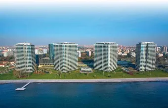 آپارتمان با دید دریا و شهر در باکیرکوی، استانبول